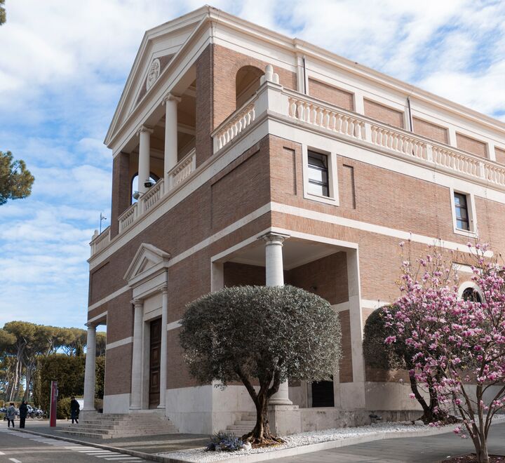 Hovedbyggningen for studenter på Villa Heritz på Luiss